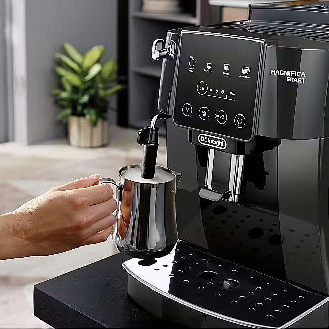 DeLonghi Magnifica Black 0132220079 ECAM220.22.GB